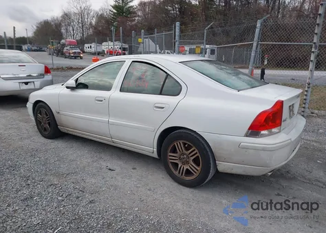 2006 Volvo S60 2.5T z USA, uszkodzony, nr VIN YV1RS592162504695